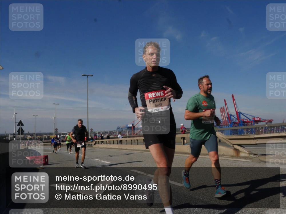 03.10.2025 - Köhlbrandbrückenlauf Matties Gatica Varas http://msf.ph/oto/8990495 03.10.2025 12:40:10 Position 2 5958 meine-sportfotos.de