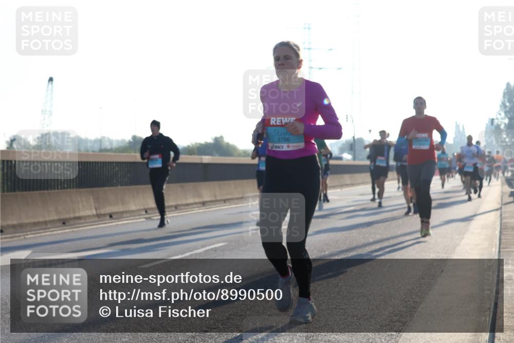 03.10.2025 - Köhlbrandbrückenlauf Luisa Fischer http://msf.ph/oto/8990500 03.10.2025 10:14:38 Position 3 3766 meine-sportfotos.de