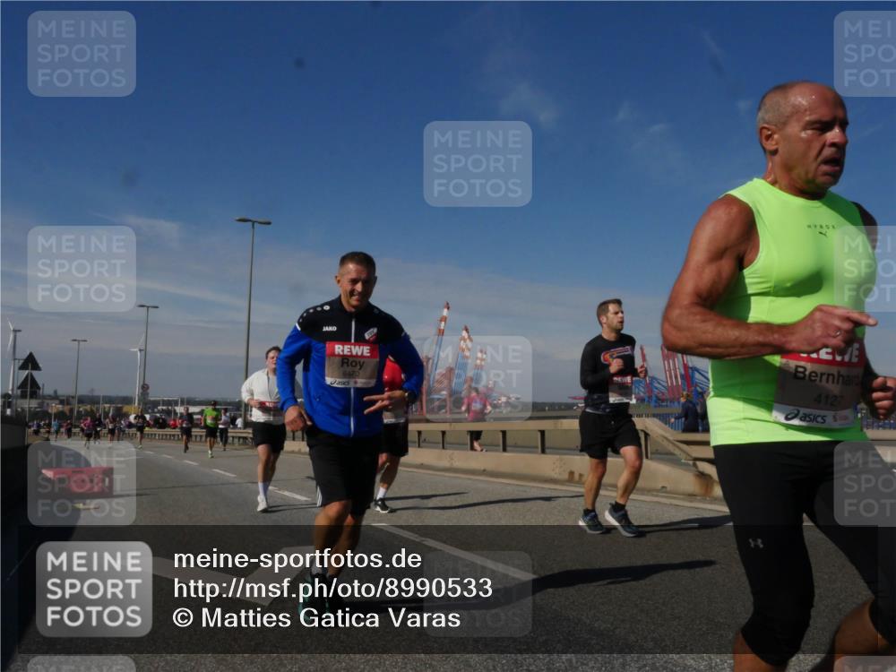 03.10.2025 - Köhlbrandbrückenlauf Matties Gatica Varas http://msf.ph/oto/8990533 03.10.2025 12:40:17 Position 2 6470, 4127 meine-sportfotos.de