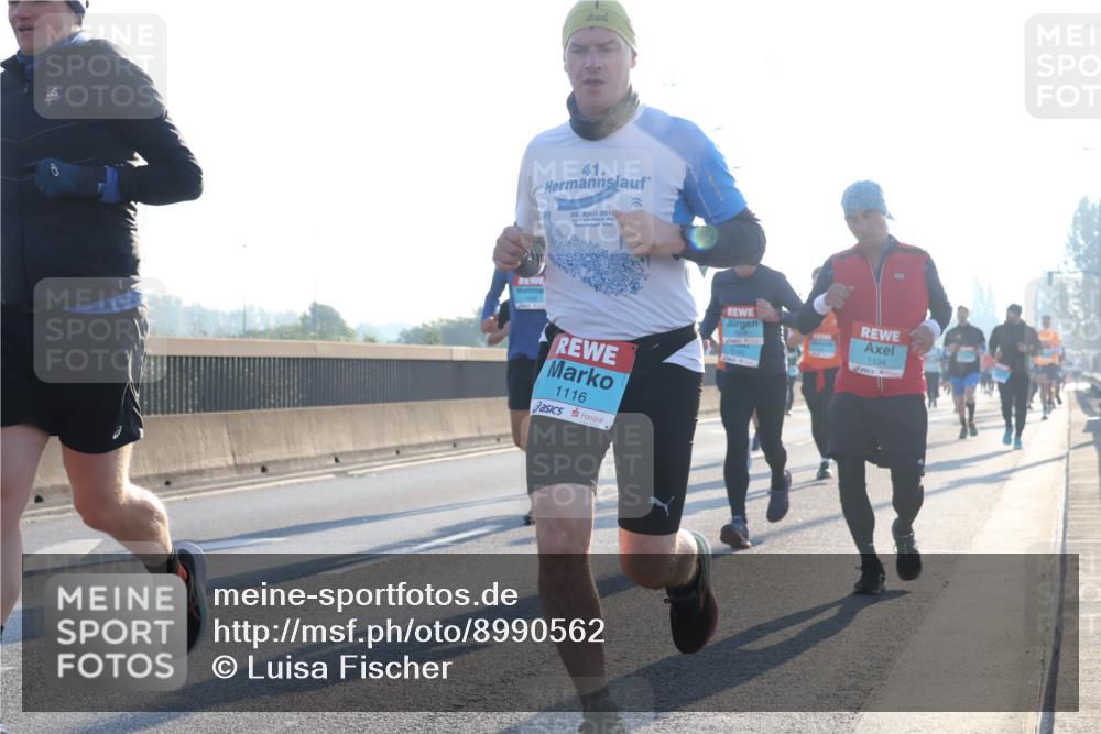 03.10.2025 - Köhlbrandbrückenlauf Luisa Fischer http://msf.ph/oto/8990562 03.10.2025 10:14:45 Position 3 41, 29, 2012, 31, 1, 1116, 1134 meine-sportfotos.de
