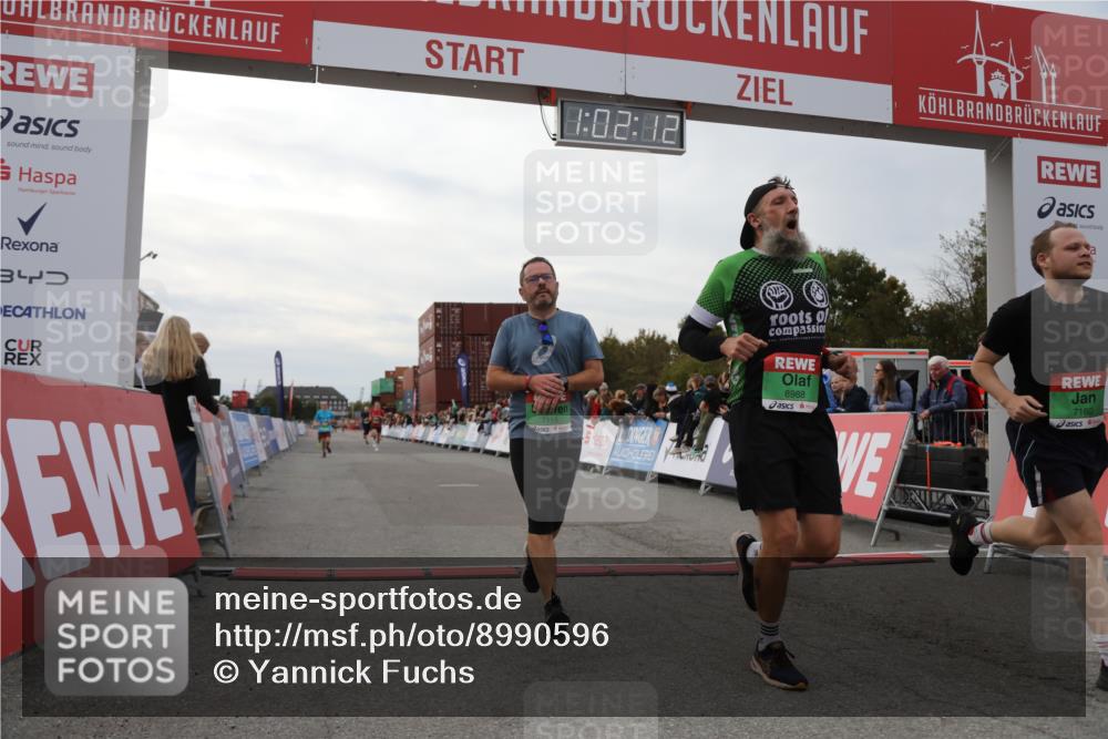 03.10.2025 - Köhlbrandbrückenlauf Yannick Fuchs http://msf.ph/oto/8990596 03.10.2025 16:02:11 Ziel 7115, 7160, 8049, 8509, 8988, 9115 meine-sportfotos.de