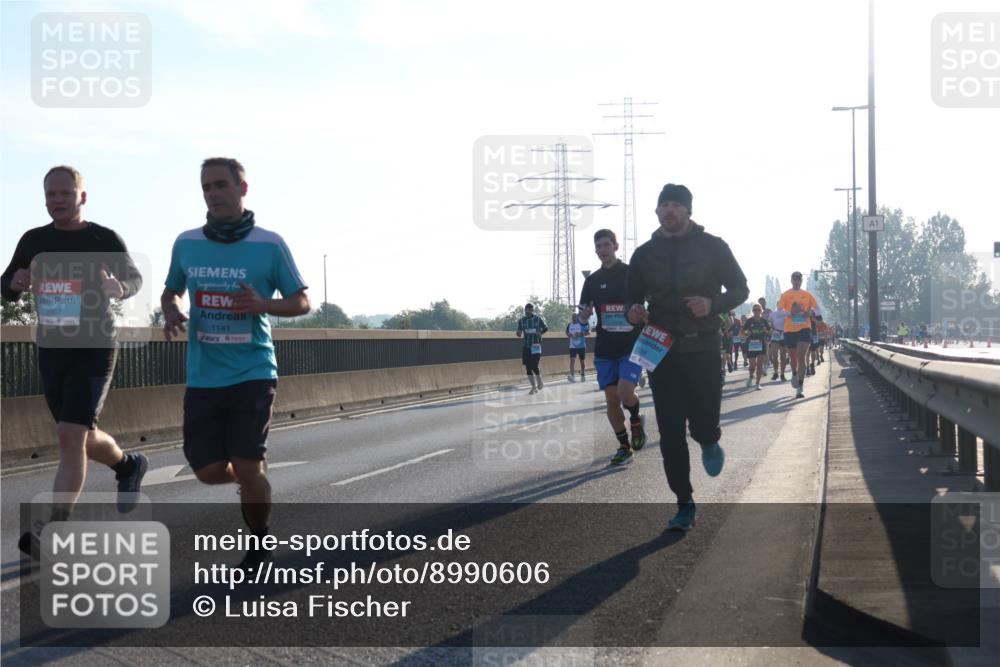 03.10.2025 - Köhlbrandbrückenlauf Luisa Fischer http://msf.ph/oto/8990606 03.10.2025 10:14:51 Position 3 1141, 1 meine-sportfotos.de