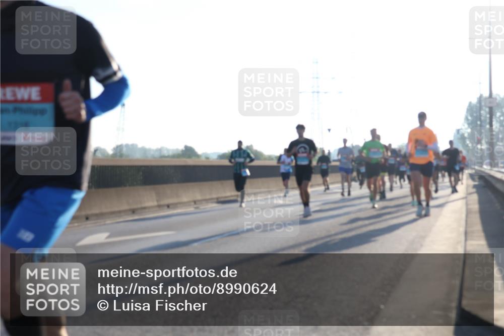 03.10.2025 - Köhlbrandbrückenlauf Luisa Fischer http://msf.ph/oto/8990624 03.10.2025 10:14:53 Position 3 3216 meine-sportfotos.de