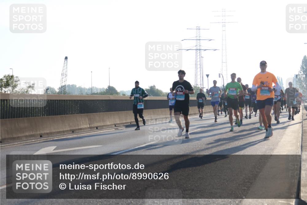 03.10.2025 - Köhlbrandbrückenlauf Luisa Fischer http://msf.ph/oto/8990626 03.10.2025 10:14:53 Position 3 42, 1146 meine-sportfotos.de