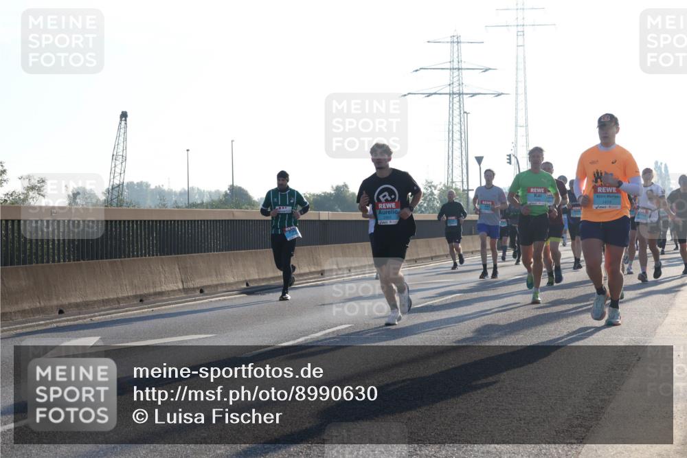 03.10.2025 - Köhlbrandbrückenlauf Luisa Fischer http://msf.ph/oto/8990630 03.10.2025 10:14:54 Position 3 1474 meine-sportfotos.de