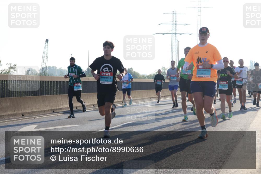 03.10.2025 - Köhlbrandbrückenlauf Luisa Fischer http://msf.ph/oto/8990636 03.10.2025 10:14:55 Position 3 2901, 1474 meine-sportfotos.de