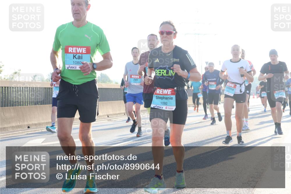 03.10.2025 - Köhlbrandbrückenlauf Luisa Fischer http://msf.ph/oto/8990644 03.10.2025 10:14:57 Position 3 1080, 5, 1092, 3341 meine-sportfotos.de