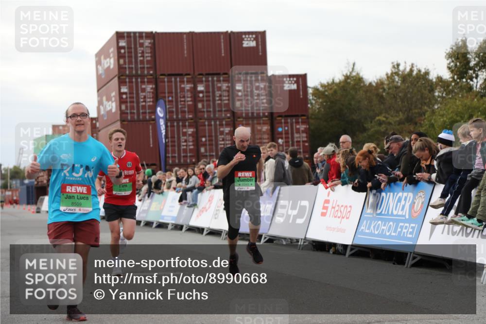 03.10.2025 - Köhlbrandbrückenlauf Yannick Fuchs http://msf.ph/oto/8990668 03.10.2025 16:02:15 Ziel 7171, 8049, 8509, 9115, 9409 meine-sportfotos.de