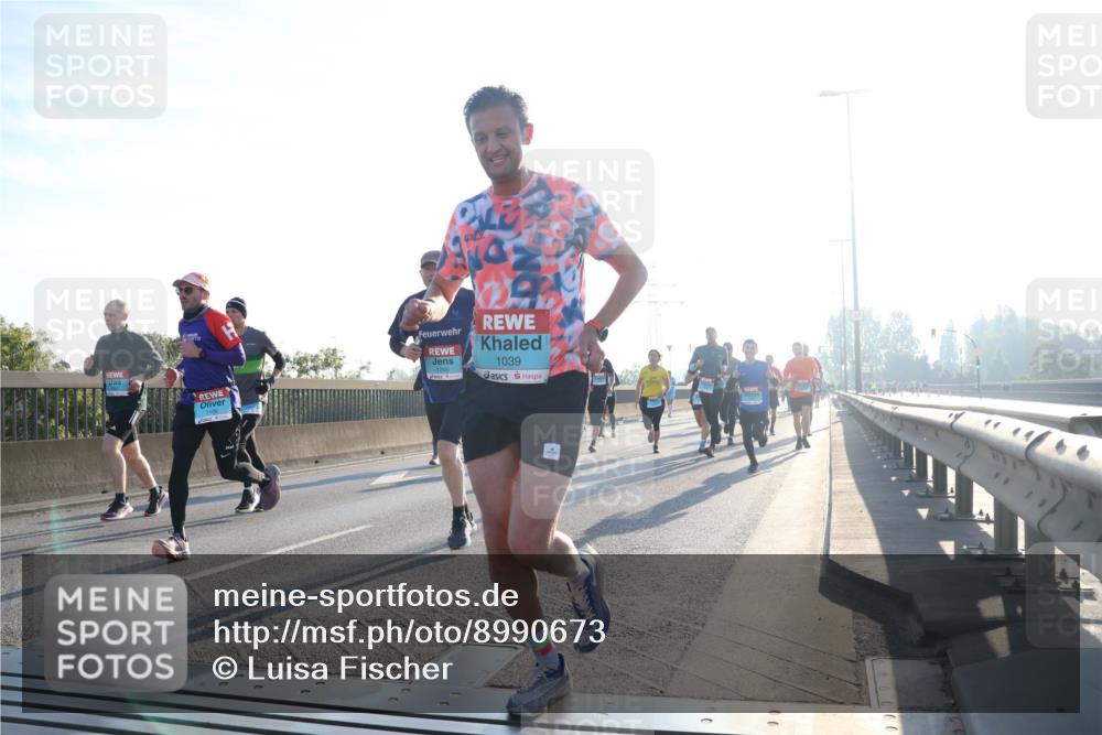 03.10.2025 - Köhlbrandbrückenlauf Luisa Fischer http://msf.ph/oto/8990673 03.10.2025 10:15:01 Position 3 1039, 00, 00 meine-sportfotos.de