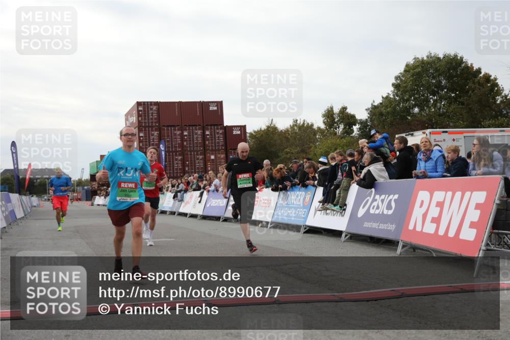 03.10.2025 - Köhlbrandbrückenlauf Yannick Fuchs http://msf.ph/oto/8990677 03.10.2025 16:02:16 Ziel 7171, 8049, 8509, 9115, 9409 meine-sportfotos.de