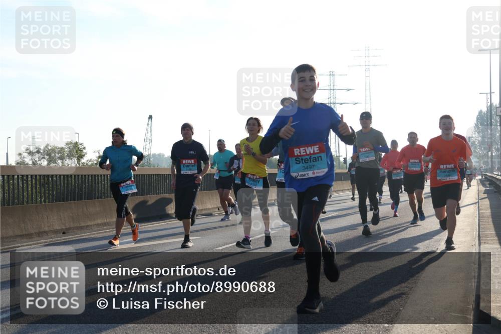 03.10.2025 - Köhlbrandbrückenlauf Luisa Fischer http://msf.ph/oto/8990688 03.10.2025 10:15:02 Position 3 3333, 3497 meine-sportfotos.de
