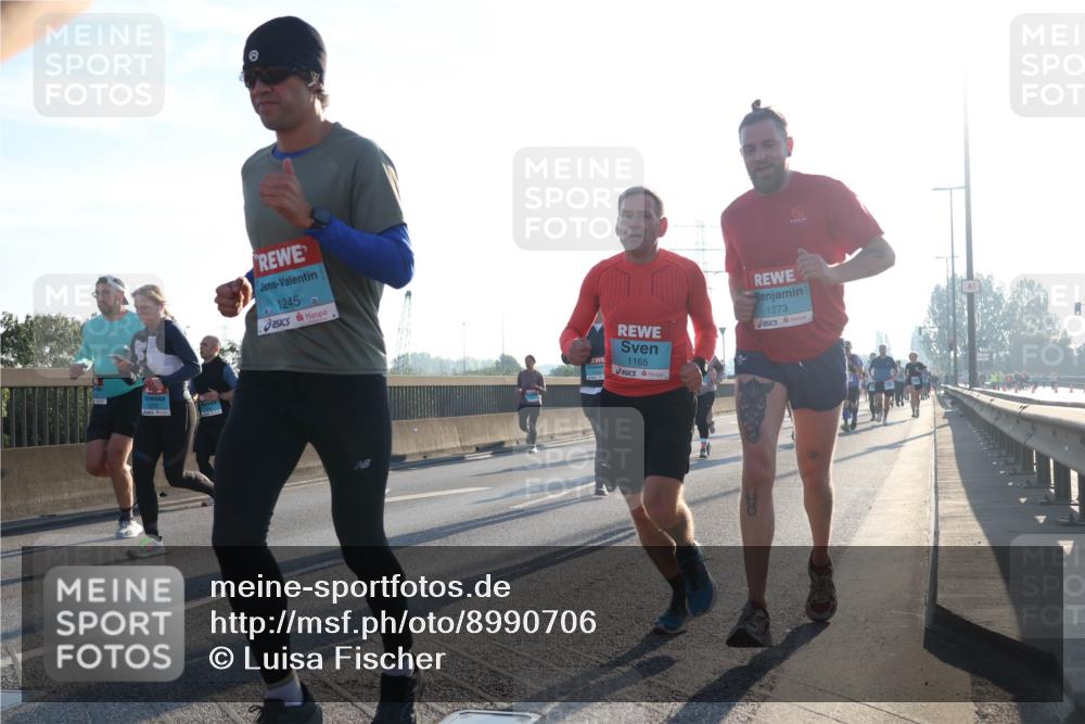 03.10.2025 - Köhlbrandbrückenlauf Luisa Fischer http://msf.ph/oto/8990706 03.10.2025 10:15:05 Position 3 1245, 1165, 1273 meine-sportfotos.de