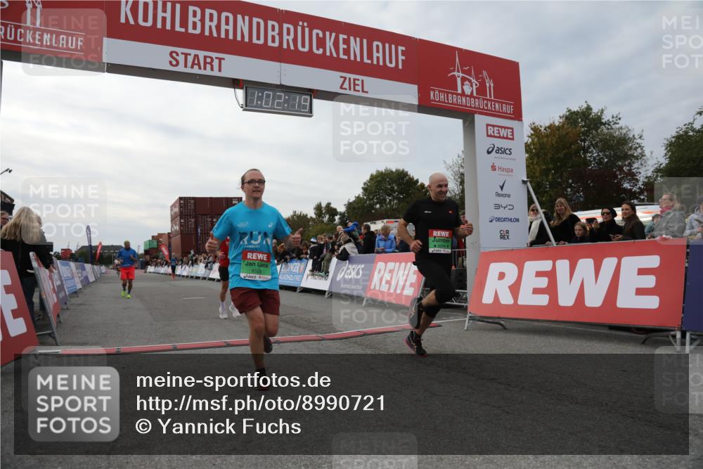 03.10.2025 - Köhlbrandbrückenlauf Yannick Fuchs http://msf.ph/oto/8990721 03.10.2025 16:02:17 Ziel 7171, 8049, 8509, 9115, 9409 meine-sportfotos.de
