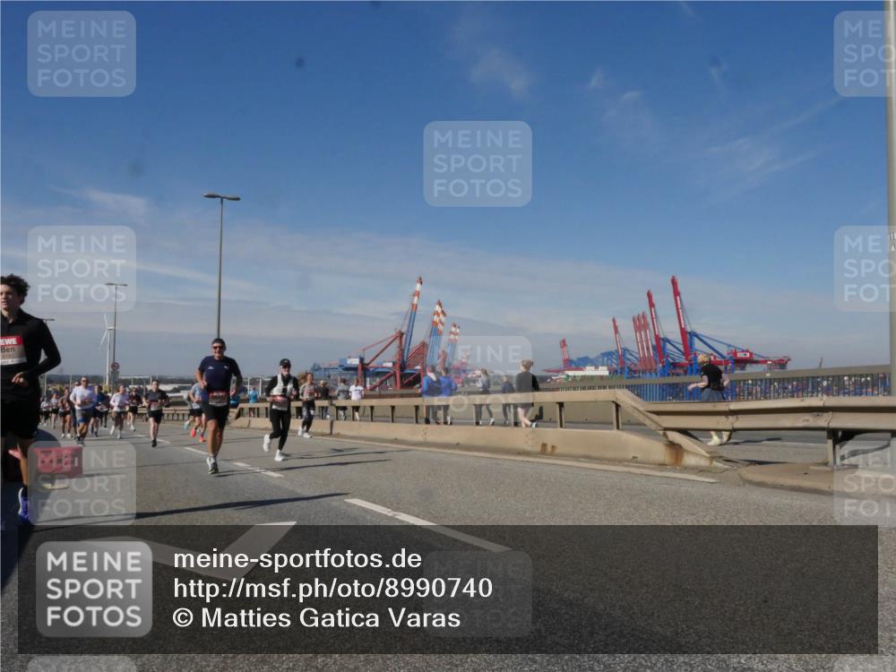 03.10.2025 - Köhlbrandbrückenlauf Matties Gatica Varas http://msf.ph/oto/8990740 03.10.2025 12:40:52 Position 2  meine-sportfotos.de