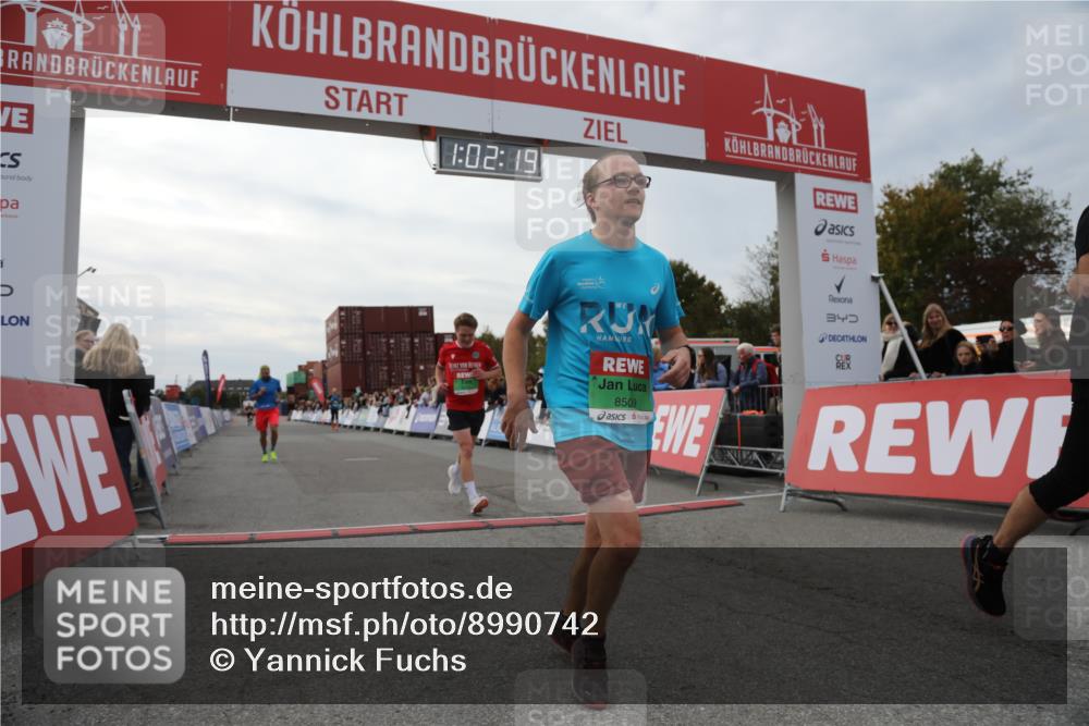 03.10.2025 - Köhlbrandbrückenlauf Yannick Fuchs http://msf.ph/oto/8990742 03.10.2025 16:02:17 Ziel 7171, 8049, 8509, 9115, 9409 meine-sportfotos.de