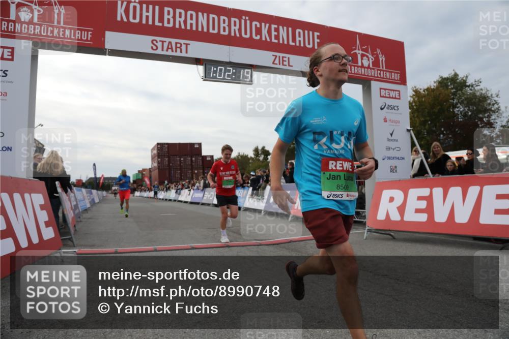 03.10.2025 - Köhlbrandbrückenlauf Yannick Fuchs http://msf.ph/oto/8990748 03.10.2025 16:02:18 Ziel 7171, 8049, 8509, 9115, 9409 meine-sportfotos.de