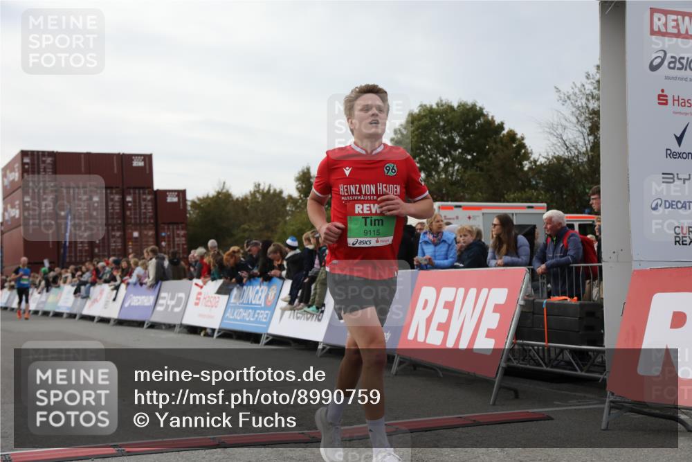 03.10.2025 - Köhlbrandbrückenlauf Yannick Fuchs http://msf.ph/oto/8990759 03.10.2025 16:02:18 Ziel 7171, 8049, 8509, 9115, 9409 meine-sportfotos.de