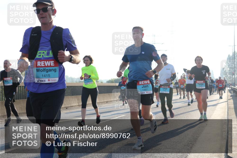 03.10.2025 - Köhlbrandbrückenlauf Luisa Fischer http://msf.ph/oto/8990762 03.10.2025 10:15:12 Position 3 1415, 1312, 1357, 3344, 1412 meine-sportfotos.de