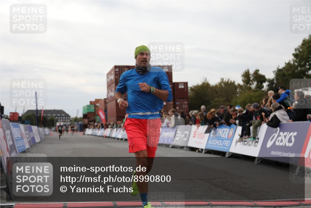 03.10.2025 - Köhlbrandbrückenlauf Yannick Fuchs http://msf.ph/oto/8990800 03.10.2025 16:02:20 Ziel 7171, 8049, 8509, 9115, 9409 meine-sportfotos.de