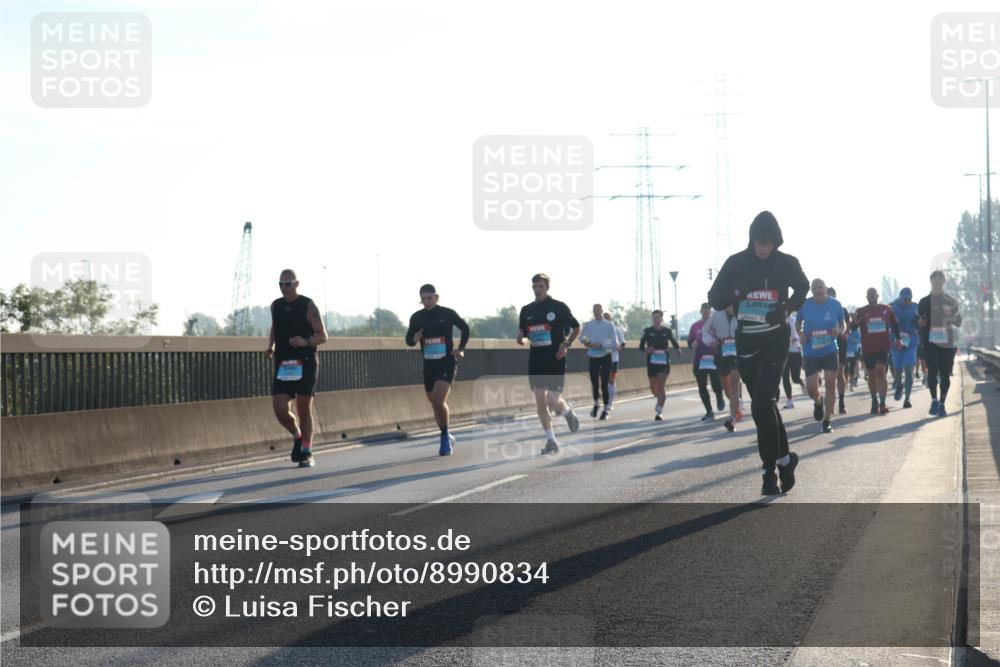 03.10.2025 - Köhlbrandbrückenlauf Luisa Fischer http://msf.ph/oto/8990834 03.10.2025 10:15:20 Position 3 1673 meine-sportfotos.de