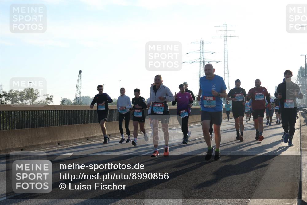 03.10.2025 - Köhlbrandbrückenlauf Luisa Fischer http://msf.ph/oto/8990856 03.10.2025 10:15:23 Position 3  meine-sportfotos.de