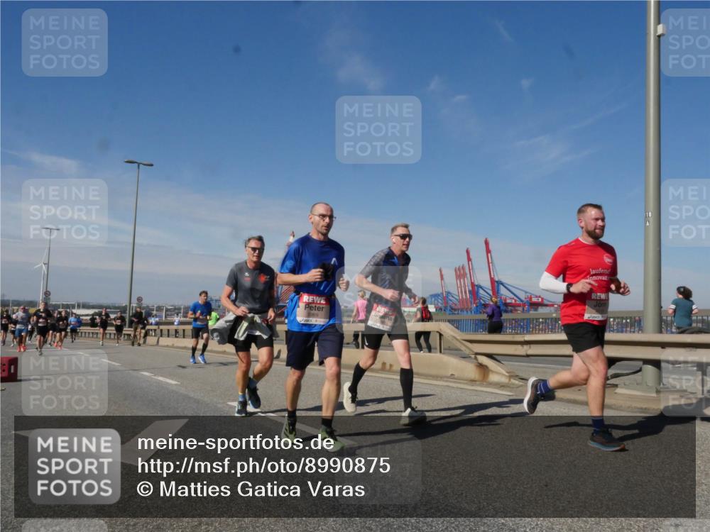 03.10.2025 - Köhlbrandbrückenlauf Matties Gatica Varas http://msf.ph/oto/8990875 03.10.2025 12:41:12 Position 2 5969 meine-sportfotos.de