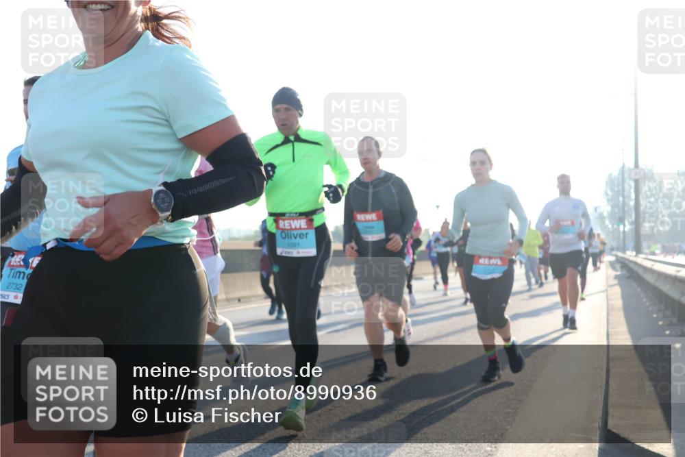 03.10.2025 - Köhlbrandbrückenlauf Luisa Fischer http://msf.ph/oto/8990936 03.10.2025 10:15:33 Position 3 2732, 1091 meine-sportfotos.de