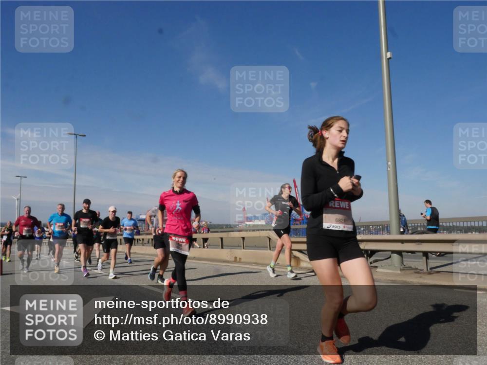 03.10.2025 - Köhlbrandbrückenlauf Matties Gatica Varas http://msf.ph/oto/8990938 03.10.2025 12:41:21 Position 2 6821 meine-sportfotos.de