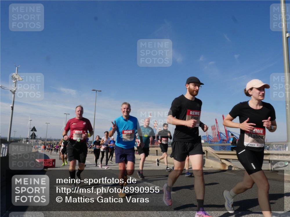 03.10.2025 - Köhlbrandbrückenlauf Matties Gatica Varas http://msf.ph/oto/8990955 03.10.2025 12:41:24 Position 2 2, 0, 2, 5, 428, 4599, 118 meine-sportfotos.de