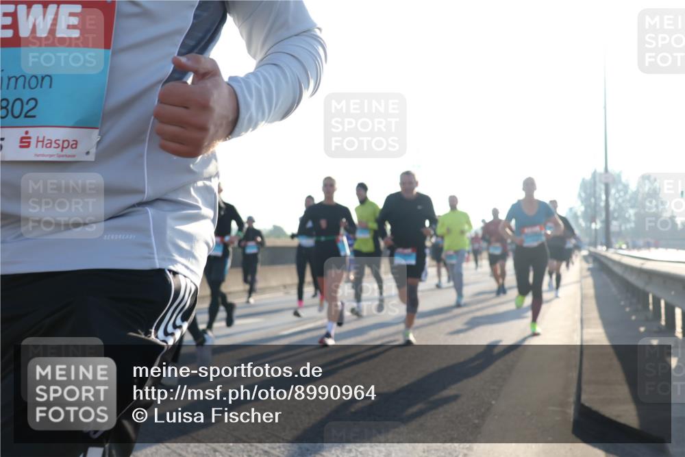 03.10.2025 - Köhlbrandbrückenlauf Luisa Fischer http://msf.ph/oto/8990964 03.10.2025 10:15:36 Position 3 802 meine-sportfotos.de