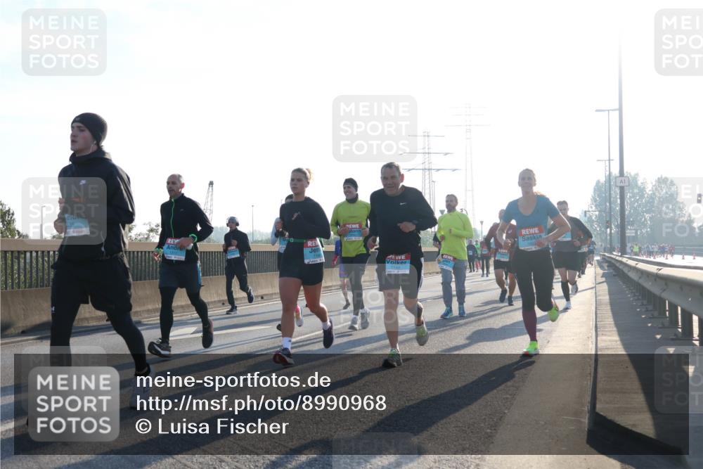 03.10.2025 - Köhlbrandbrückenlauf Luisa Fischer http://msf.ph/oto/8990968 03.10.2025 10:15:36 Position 3 655, 1148, 1 meine-sportfotos.de