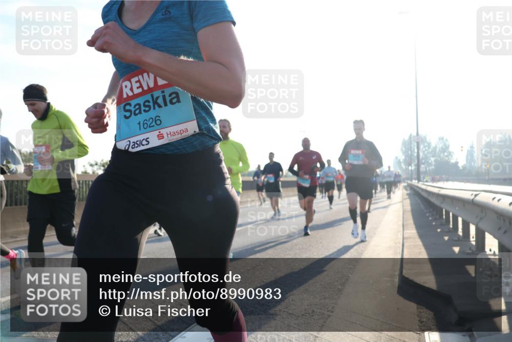 03.10.2025 - Köhlbrandbrückenlauf Luisa Fischer http://msf.ph/oto/8990983 03.10.2025 10:15:38 Position 3 1626 meine-sportfotos.de