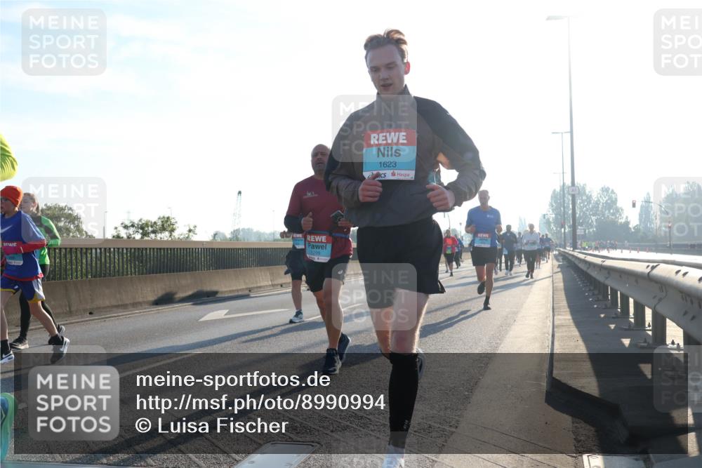 03.10.2025 - Köhlbrandbrückenlauf Luisa Fischer http://msf.ph/oto/8990994 03.10.2025 10:15:39 Position 3 1299, 1623 meine-sportfotos.de