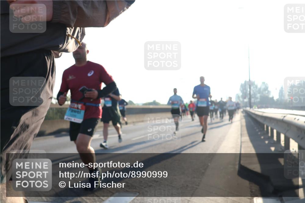 03.10.2025 - Köhlbrandbrückenlauf Luisa Fischer http://msf.ph/oto/8990999 03.10.2025 10:15:40 Position 3  meine-sportfotos.de