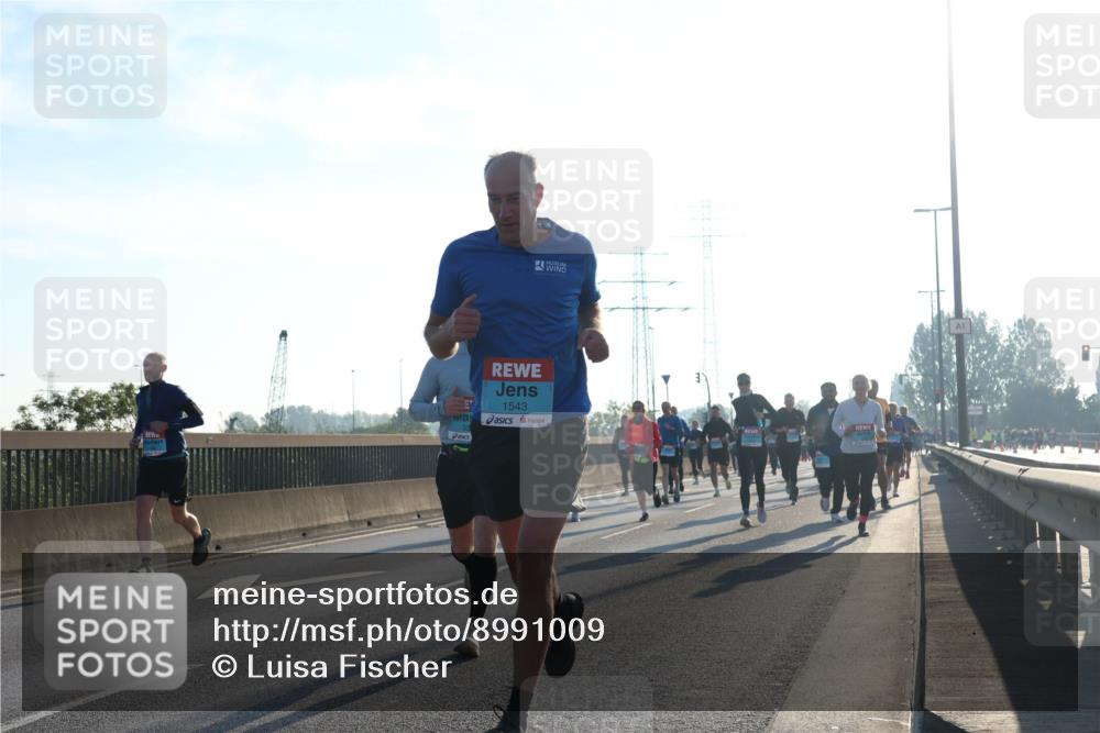 03.10.2025 - Köhlbrandbrückenlauf Luisa Fischer http://msf.ph/oto/8991009 03.10.2025 10:15:41 Position 3 1543 meine-sportfotos.de
