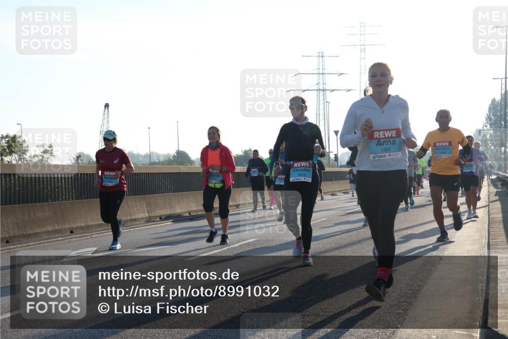 03.10.2025 - Köhlbrandbrückenlauf Luisa Fischer http://msf.ph/oto/8991032 03.10.2025 10:15:44 Position 3 2814, 1395 meine-sportfotos.de