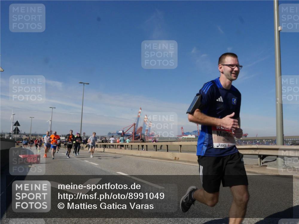 03.10.2025 - Köhlbrandbrückenlauf Matties Gatica Varas http://msf.ph/oto/8991049 03.10.2025 12:41:37 Position 2 4635 meine-sportfotos.de