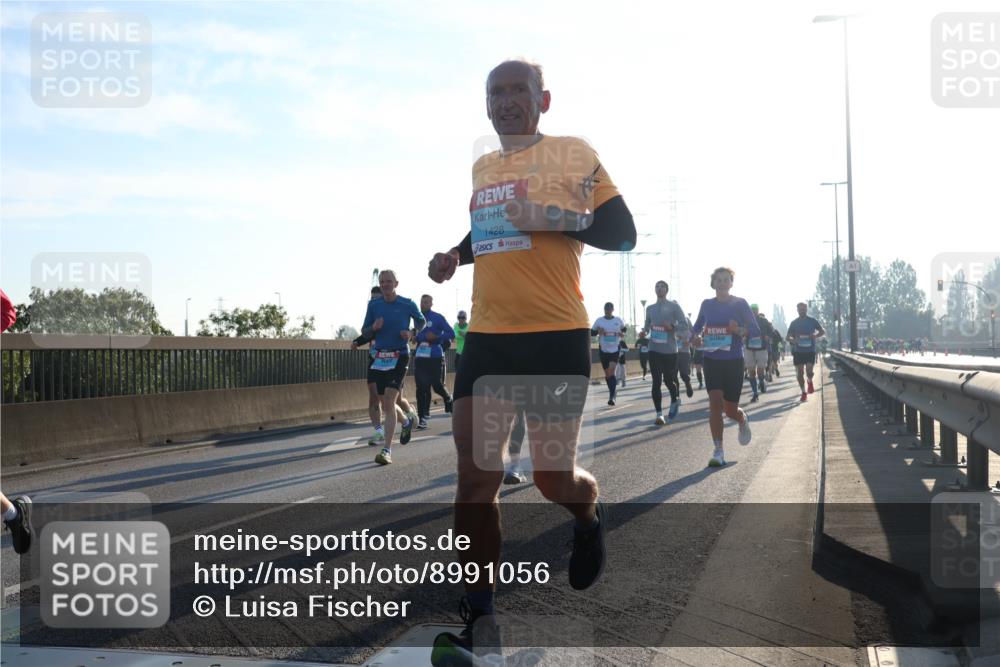 03.10.2025 - Köhlbrandbrückenlauf Luisa Fischer http://msf.ph/oto/8991056 03.10.2025 10:15:47 Position 3 1428 meine-sportfotos.de