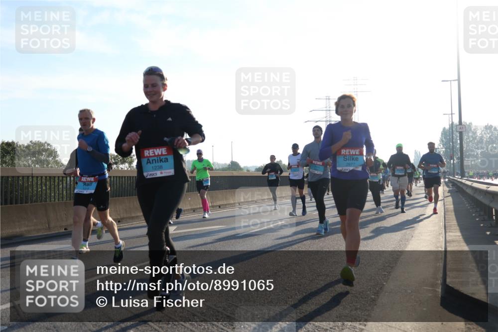 03.10.2025 - Köhlbrandbrückenlauf Luisa Fischer http://msf.ph/oto/8991065 03.10.2025 10:15:48 Position 3 1238, 2677, 1 meine-sportfotos.de