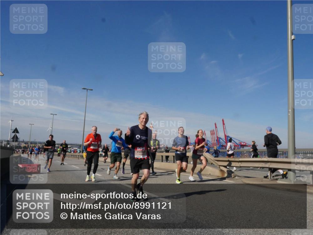 03.10.2025 - Köhlbrandbrückenlauf Matties Gatica Varas http://msf.ph/oto/8991121 03.10.2025 12:41:48 Position 2  meine-sportfotos.de