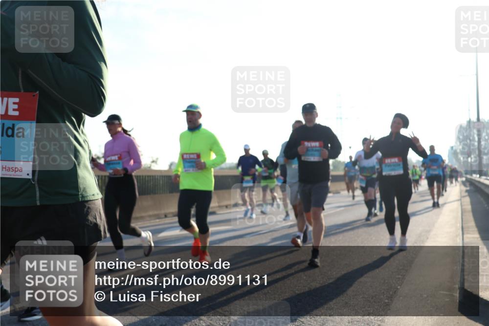 03.10.2025 - Köhlbrandbrückenlauf Luisa Fischer http://msf.ph/oto/8991131 03.10.2025 10:15:54 Position 3  meine-sportfotos.de