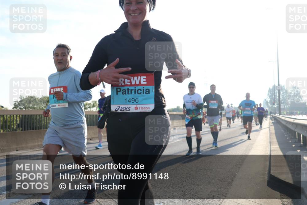 03.10.2025 - Köhlbrandbrückenlauf Luisa Fischer http://msf.ph/oto/8991148 03.10.2025 10:15:56 Position 3 3542, 1496 meine-sportfotos.de