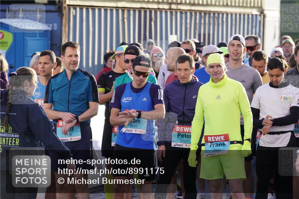 03.10.2025 - Köhlbrandbrückenlauf Michael Burmester http://msf.ph/oto/8991175 03.10.2025 08:59:55 Ziel  meine-sportfotos.de