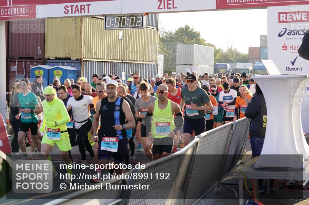 03.10.2025 - Köhlbrandbrückenlauf Michael Burmester http://msf.ph/oto/8991192 03.10.2025 09:00:02 Ziel  meine-sportfotos.de