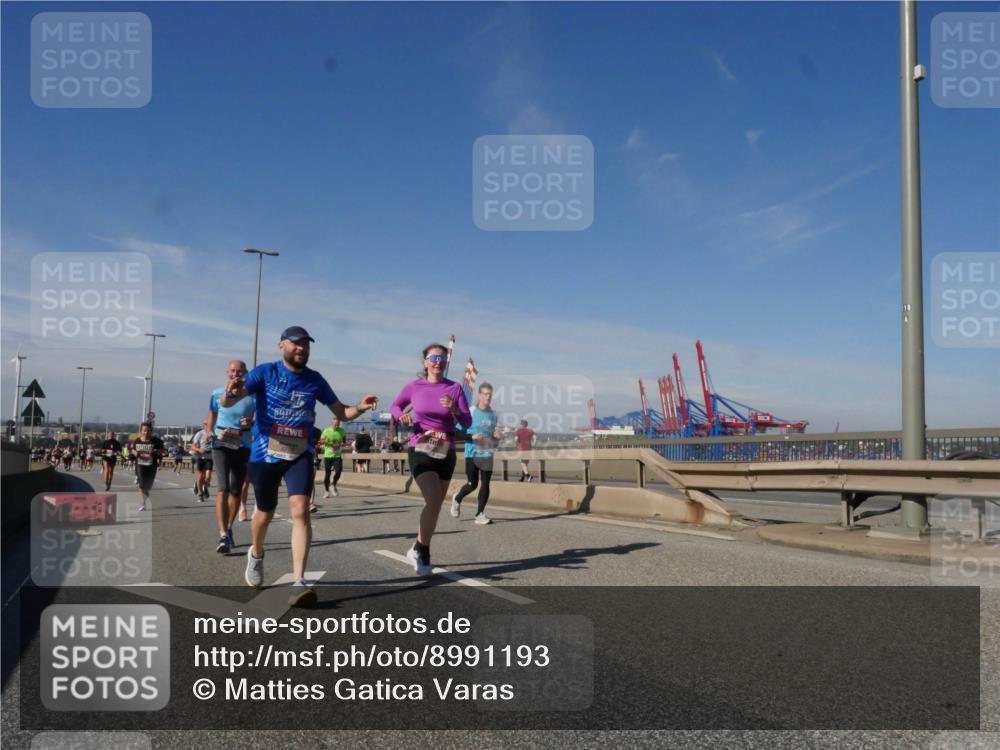 03.10.2025 - Köhlbrandbrückenlauf Matties Gatica Varas http://msf.ph/oto/8991193 03.10.2025 12:41:57 Position 2 118 meine-sportfotos.de