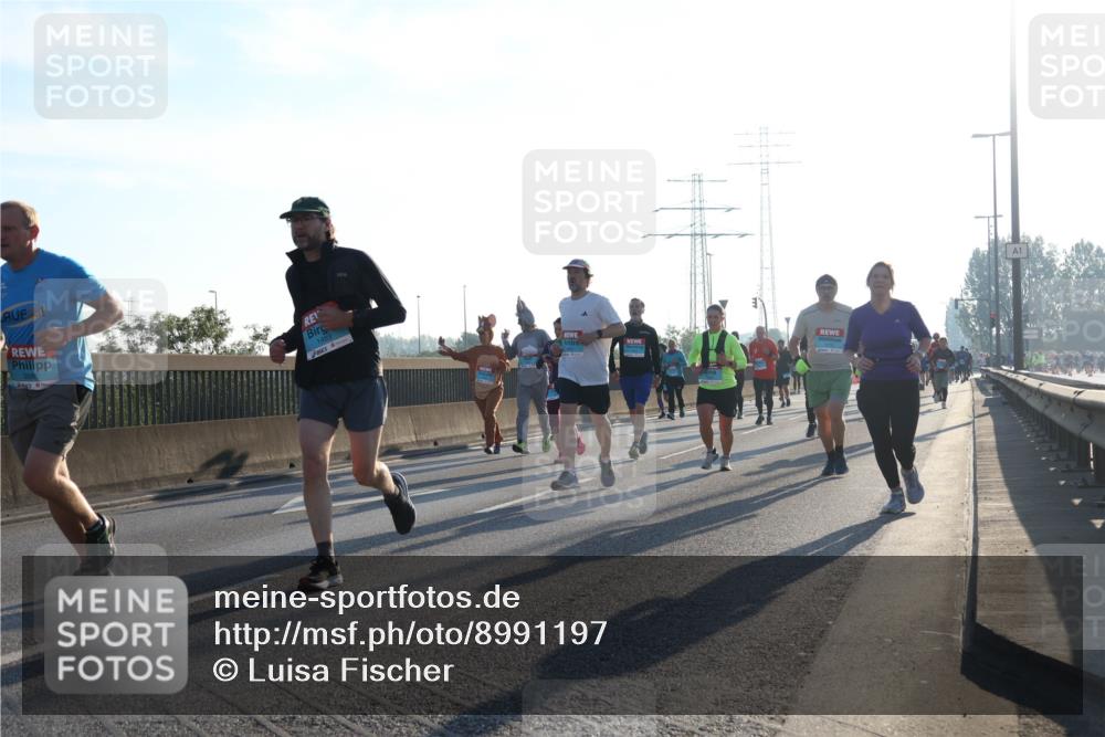 03.10.2025 - Köhlbrandbrückenlauf Luisa Fischer http://msf.ph/oto/8991197 03.10.2025 10:16:00 Position 3 1489 meine-sportfotos.de