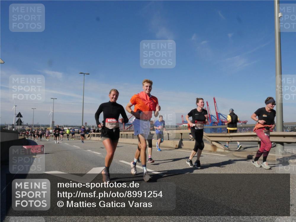 03.10.2025 - Köhlbrandbrückenlauf Matties Gatica Varas http://msf.ph/oto/8991254 03.10.2025 12:42:05 Position 2 4161, 2022 meine-sportfotos.de