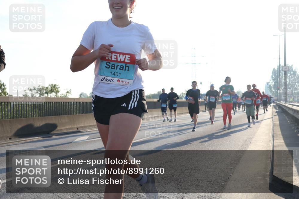 03.10.2025 - Köhlbrandbrückenlauf Luisa Fischer http://msf.ph/oto/8991260 03.10.2025 10:16:05 Position 3 1401 meine-sportfotos.de