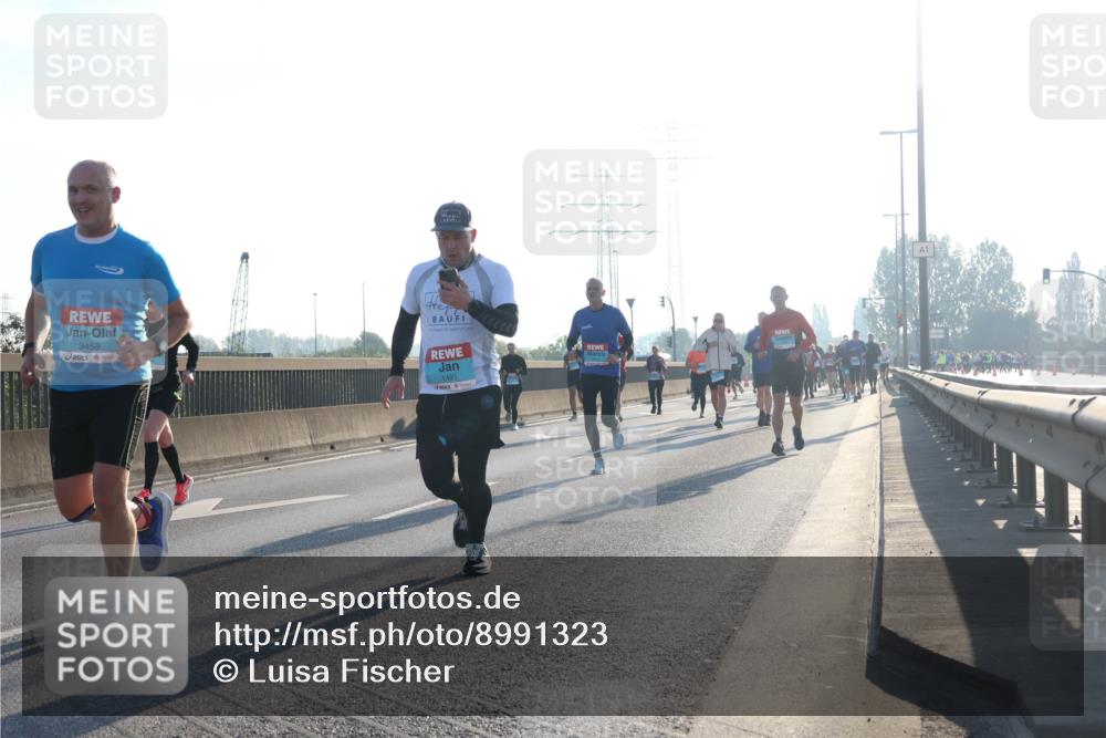 03.10.2025 - Köhlbrandbrückenlauf Luisa Fischer http://msf.ph/oto/8991323 03.10.2025 10:16:11 Position 3 3459, 1491, 1 meine-sportfotos.de