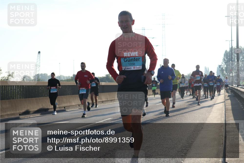 03.10.2025 - Köhlbrandbrückenlauf Luisa Fischer http://msf.ph/oto/8991359 03.10.2025 10:16:15 Position 3 1038, 1 meine-sportfotos.de